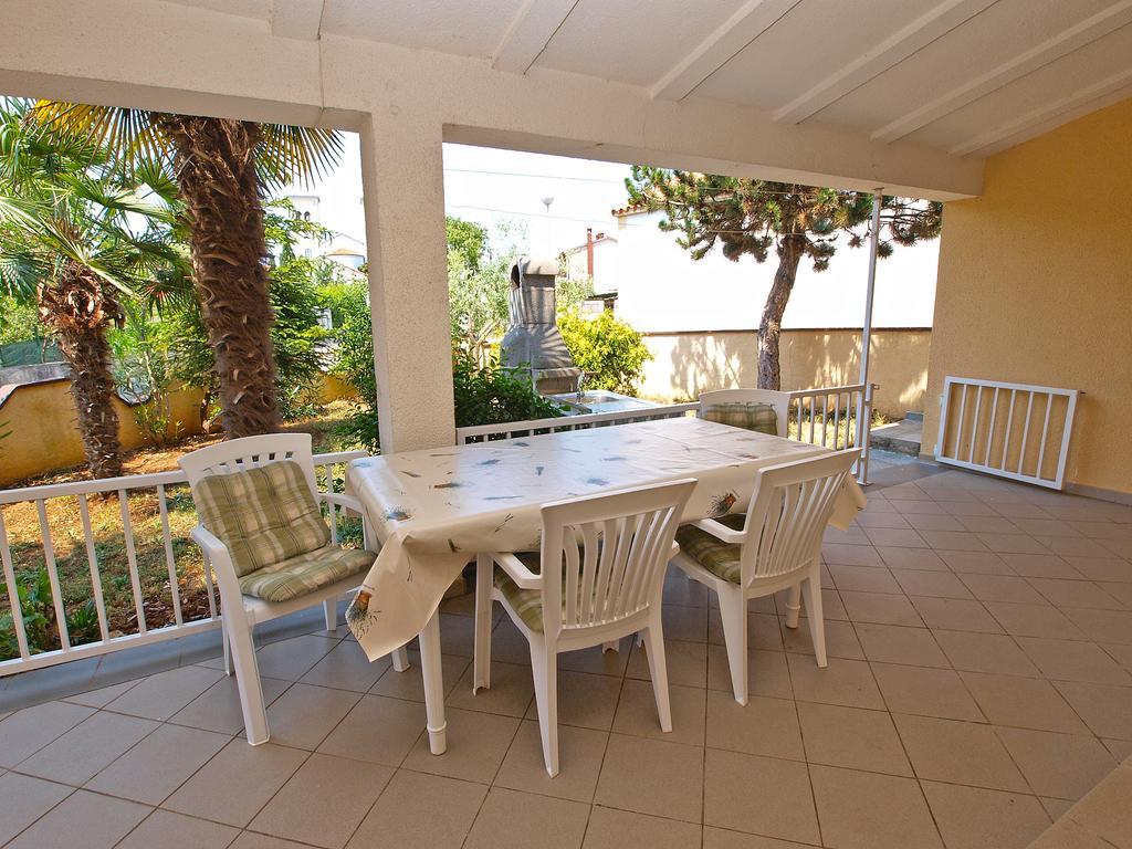 Apartment Rov 894 Medulin Exterior foto